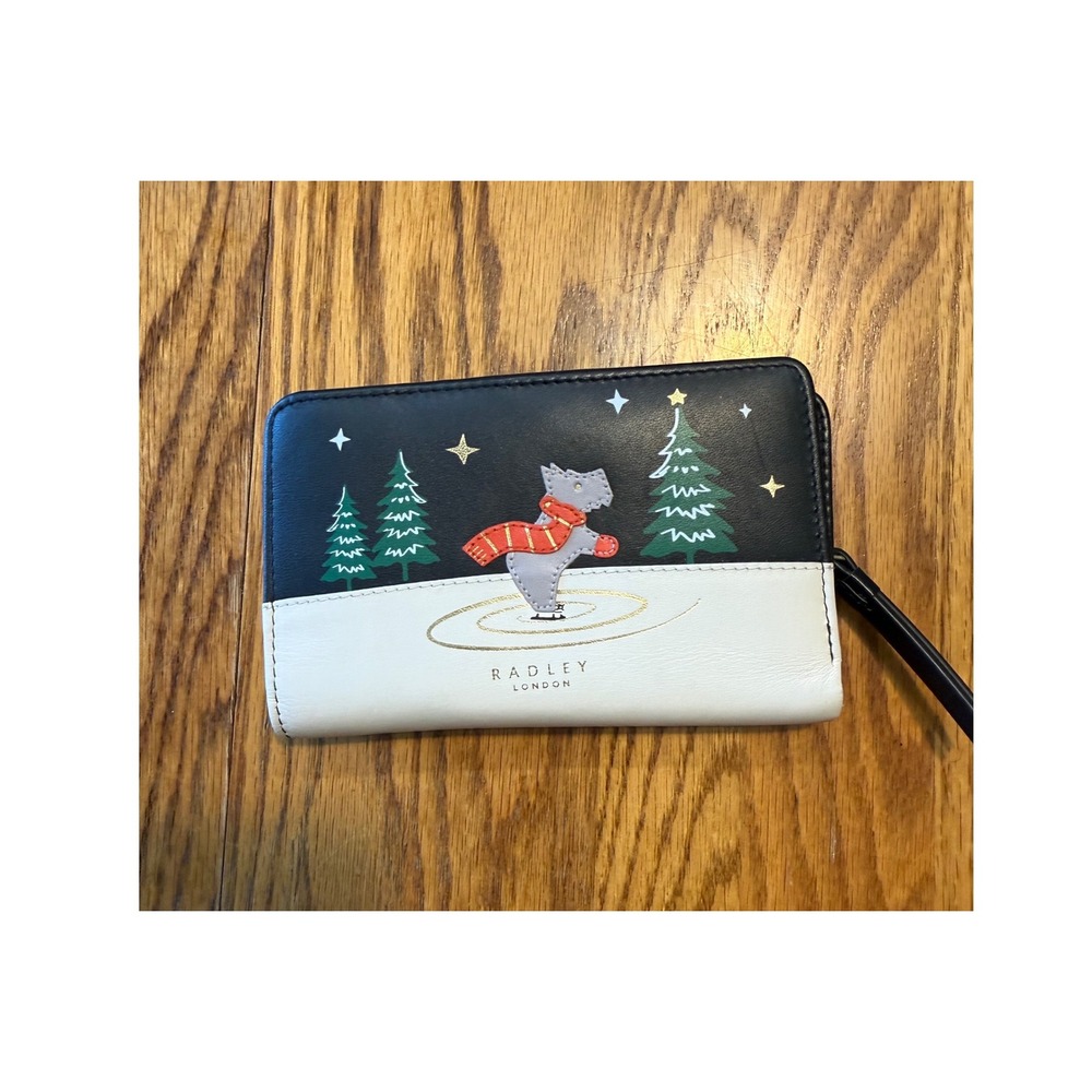 Radley London Winter Ice Skating Scottie Dog Leather Bifold Wallet Black White